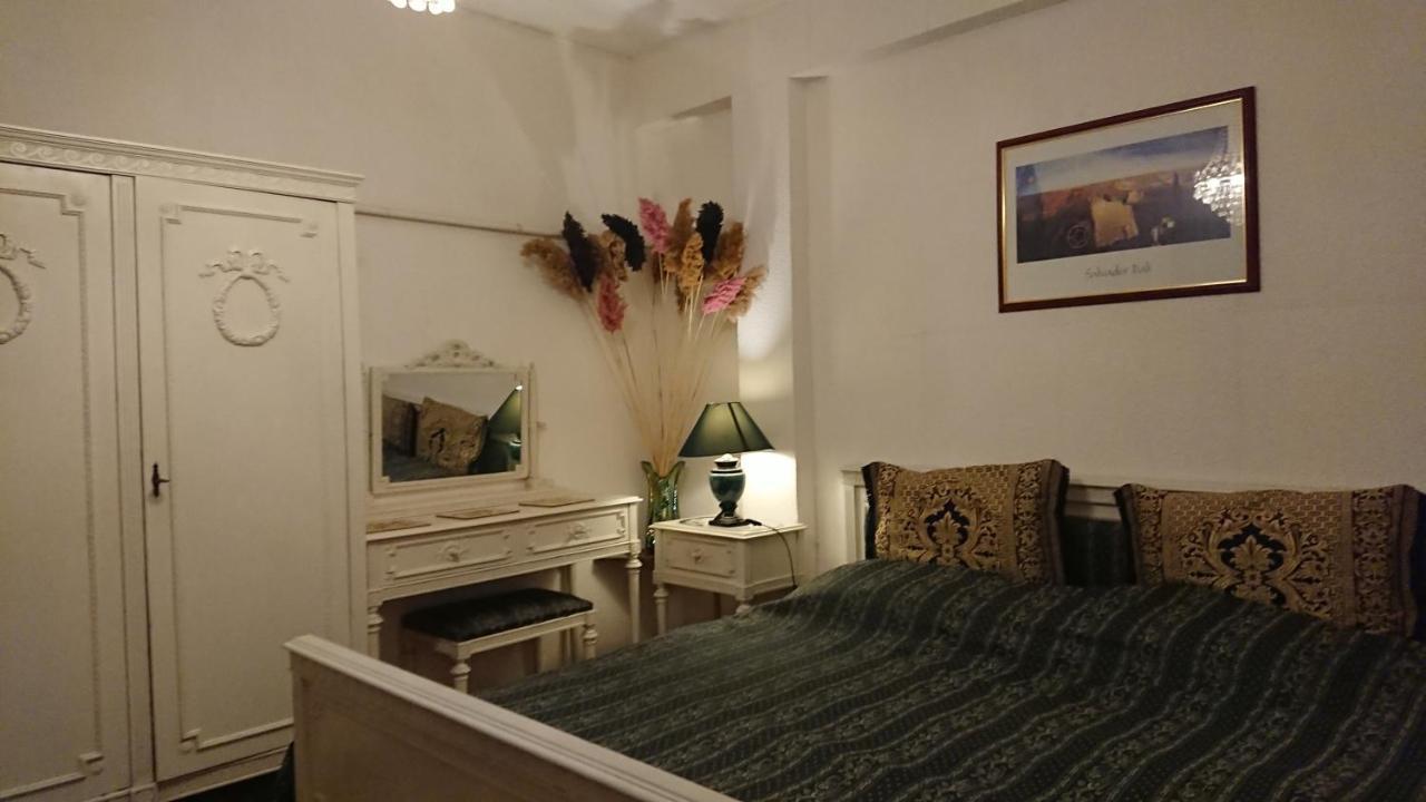 One Bedroom Apartment French Embassy Бухарест Екстер'єр фото