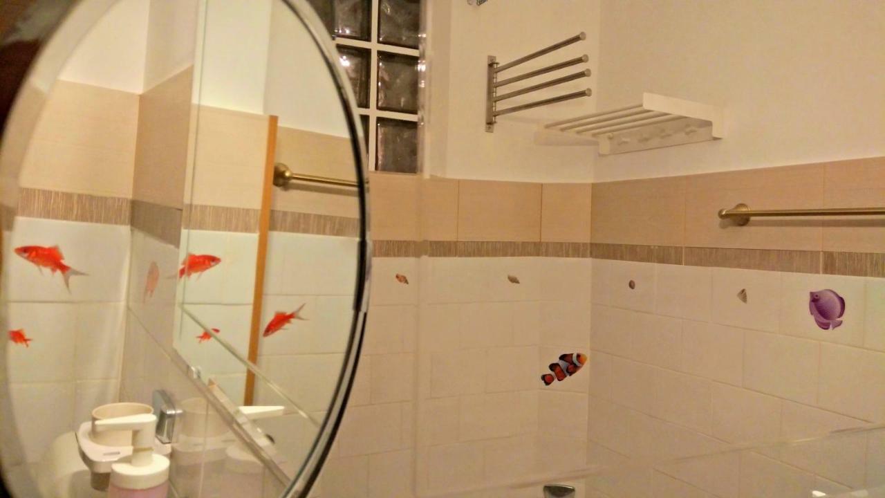 One Bedroom Apartment French Embassy Бухарест Екстер'єр фото